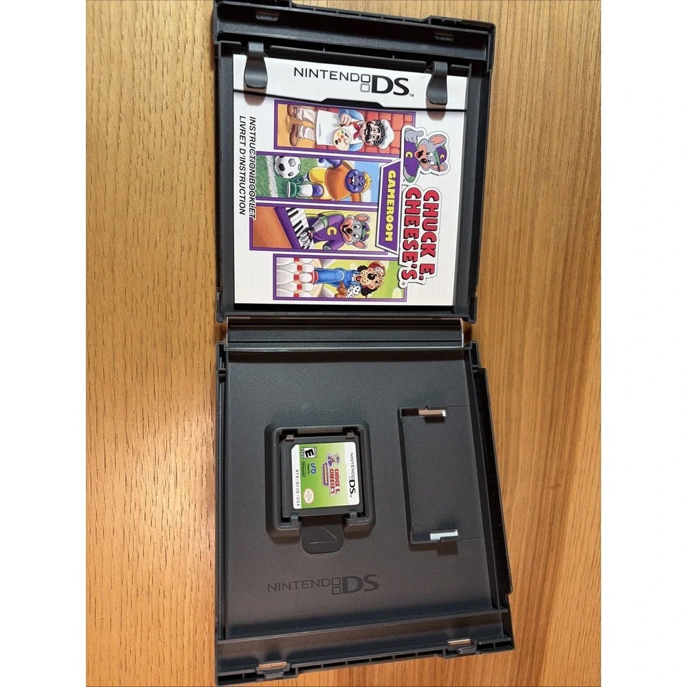 Chuck E. Cheese's Party Games (Nintendo DS) CIB Complete with Manual Authentic